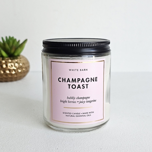 🕯️ White Barn Champagne Toast Candle - 7 oz | Bath & Body Works | New 🕯️ - Picture 7 of 7